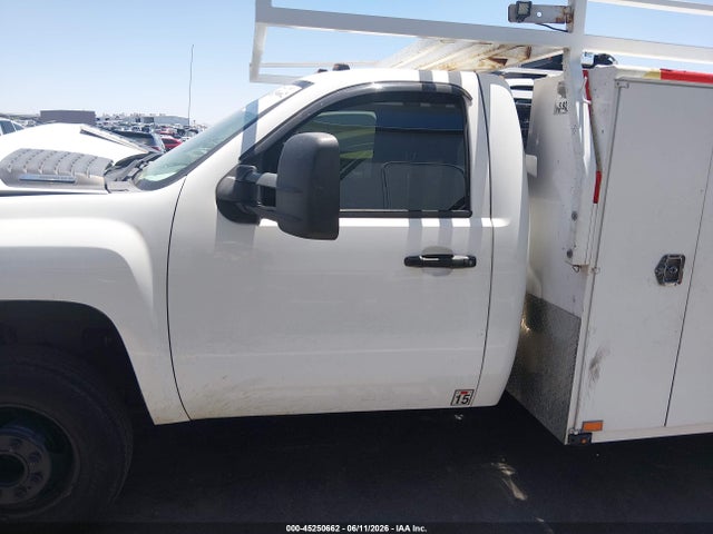 Auction sale of the 2013 Chevrolet Silverado 3500hd Chassis Work Truck, vin: 1GB3CZC86DF162328, lot number: 45250662