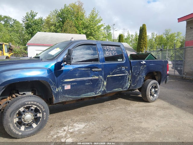 45250675 :رقم المزاد ، 1GT120CG3CF208253 vin ، 2012 Gmc Sierra 2500hd Sle مزاد بيع