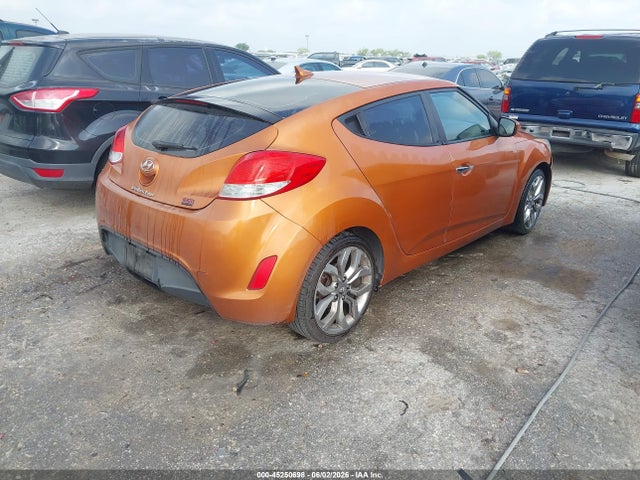 2015 Hyundai Veloster Flex მანქანა იყიდება აუქციონზე, vin: KMHTC6AD3FU223400, აუქციონის ნომერი: 45250698
