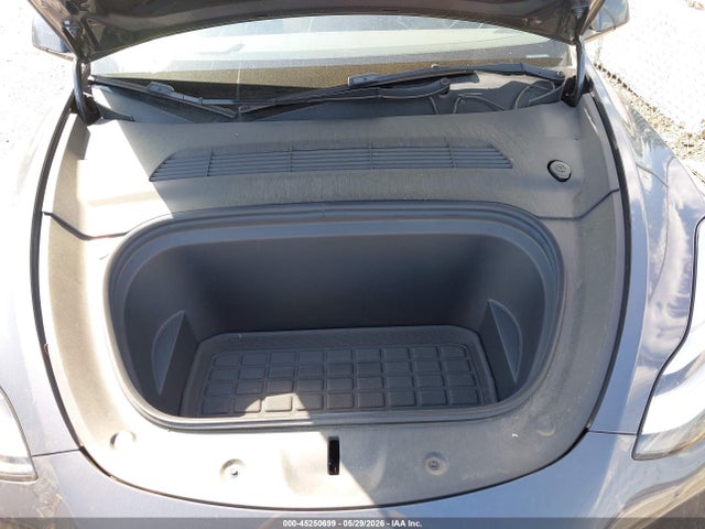 Продаж на аукціоні авто 2023 Tesla Model Y Awd/long Range Dual Motor All-wheel Drive, vin: 7SAYGDEE5PA116493, номер лоту: 45250699