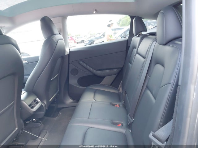 Продаж на аукціоні авто 2023 Tesla Model Y Awd/long Range Dual Motor All-wheel Drive, vin: 7SAYGDEE5PA116493, номер лоту: 45250699