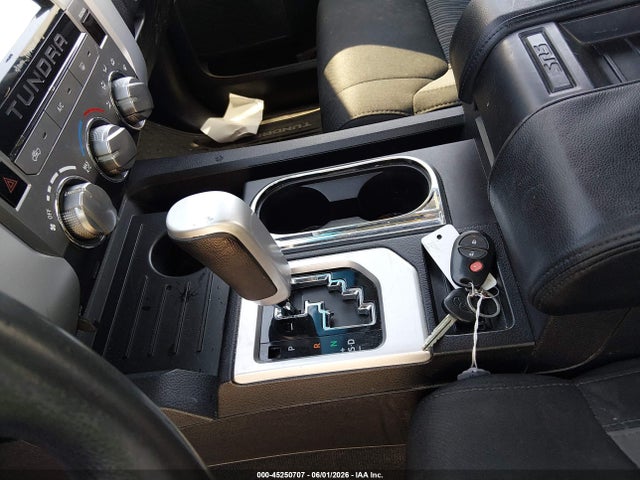 5TFEY5F16GX198693 Toyota Tundra Sr5 5.7l V8