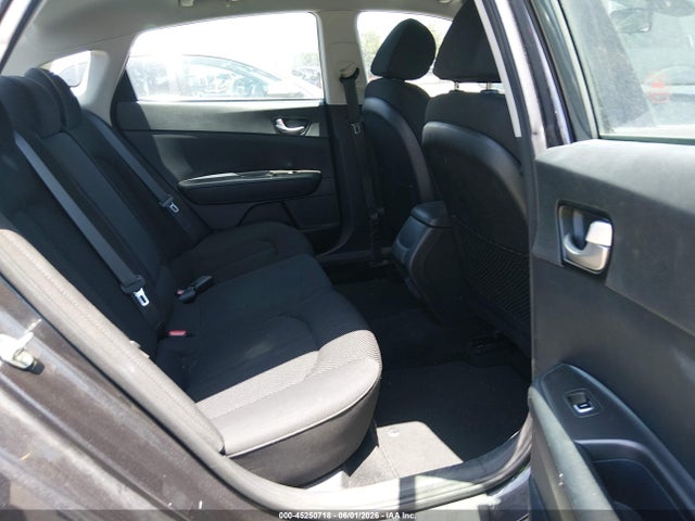 KIA Optima Lx 2019 5XXGT4L32KG318254 Image 8