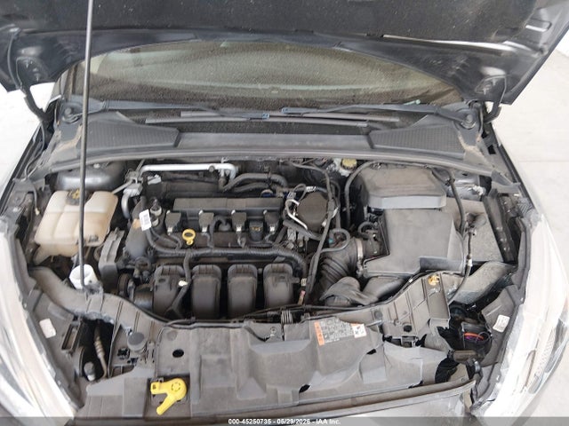 1FADP3F28FL294073 Ford FOCUS SE