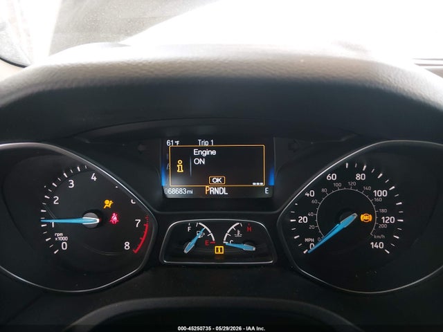 1FADP3F28FL294073 Ford FOCUS SE