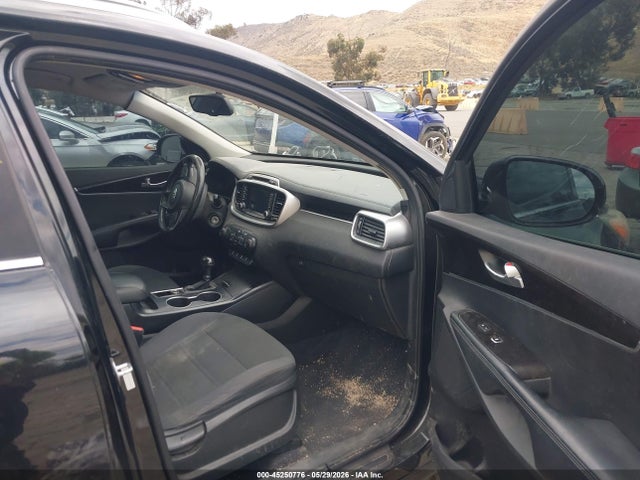 2017 Kia Sorento 2.4l Lx მანქანა იყიდება აუქციონზე, vin: 5XYPG4A39HG192888, აუქციონის ნომერი: 45250776