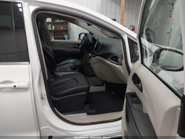 Aukcja sprzedaży 2024 Chrysler Pacifica Hybrid Select, vin: 2C4RC1S71RR153469, numer aukcji: 45250810