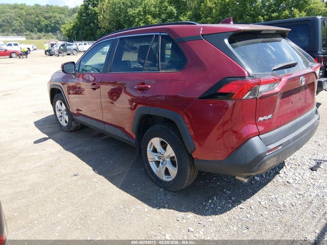 2021 Toyota Rav4 Xle მანქანა იყიდება აუქციონზე, vin: 2T3W1RFV1MW127663, აუქციონის ნომერი: 45250813