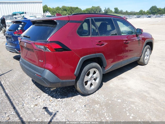 2021 Toyota Rav4 Xle მანქანა იყიდება აუქციონზე, vin: 2T3W1RFV1MW127663, აუქციონის ნომერი: 45250813