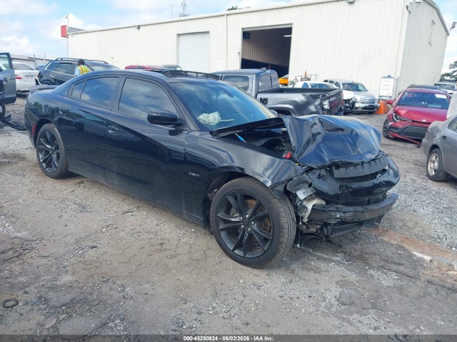 45250824 :رقم المزاد ، 2C3CDXCT4GH112889 vin ، 2016 Dodge Charger R/t مزاد بيع