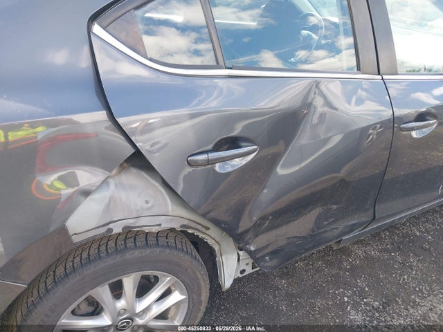 JM1BM1V72E1185923 Mazda Mazda3 I Touring