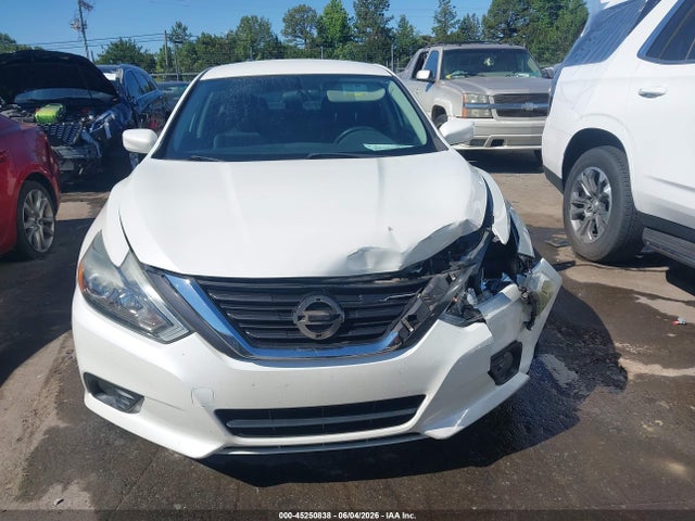 Продажа на аукционе авто 2016 Nissan Altima 2.5 Sr, vin: 1N4AL3AP3GC211829, номер лота: 45250838