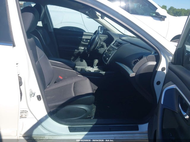 Продажа на аукционе авто 2016 Nissan Altima 2.5 Sr, vin: 1N4AL3AP3GC211829, номер лота: 45250838