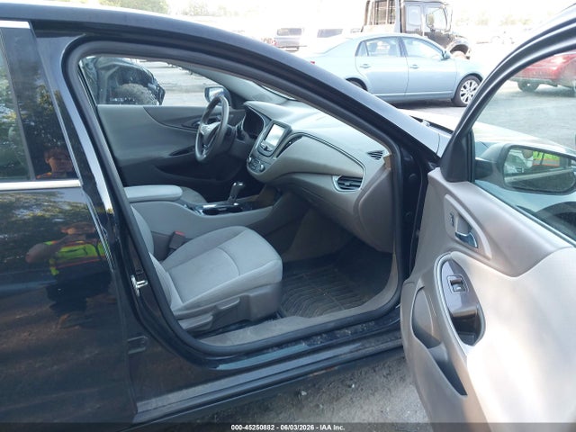 Продаж на аукціоні авто 2017 Chevrolet Malibu Ls, vin: 1G1ZB5ST4HF285938, номер лоту: 45250882