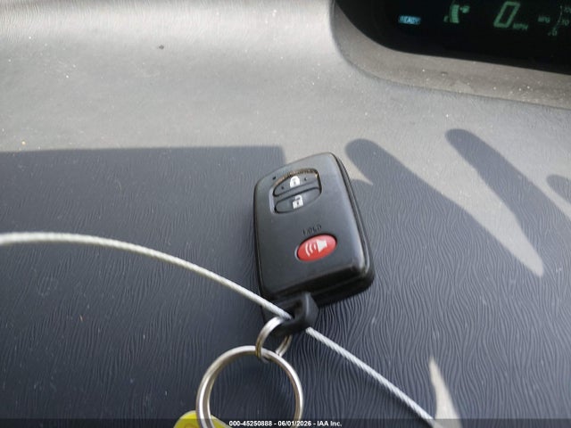 Продажа на аукционе авто 2012 Toyota Prius Two, vin: JTDKN3DU6C5488306, номер лота: 45250888