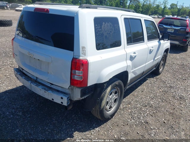45250893 :رقم المزاد ، 1C4NJRBB9FD325169 vin ، 2015 Jeep Patriot Sport مزاد بيع