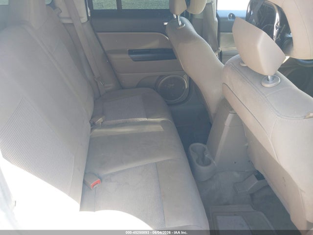 45250893 :رقم المزاد ، 1C4NJRBB9FD325169 vin ، 2015 Jeep Patriot Sport مزاد بيع
