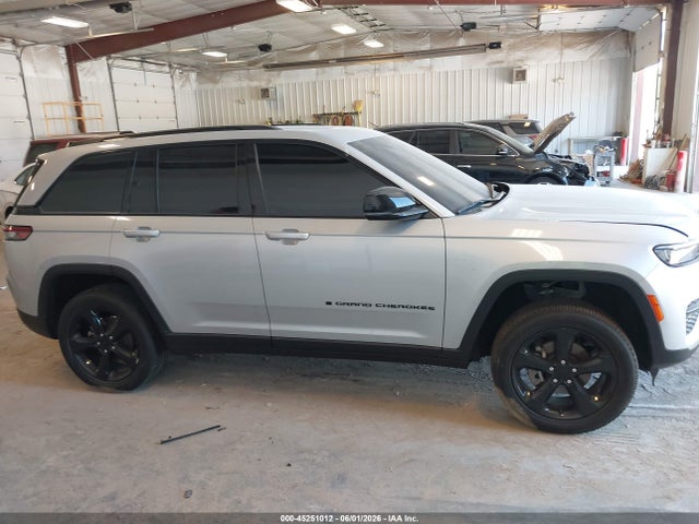 Продажа на аукционе авто 2023 Jeep Grand Cherokee Altitude 4x4, vin: 1C4RJHAG7PC582797, номер лота: 45251012