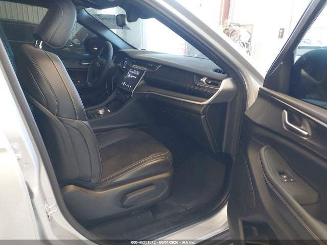 Продажа на аукционе авто 2023 Jeep Grand Cherokee Altitude 4x4, vin: 1C4RJHAG7PC582797, номер лота: 45251012