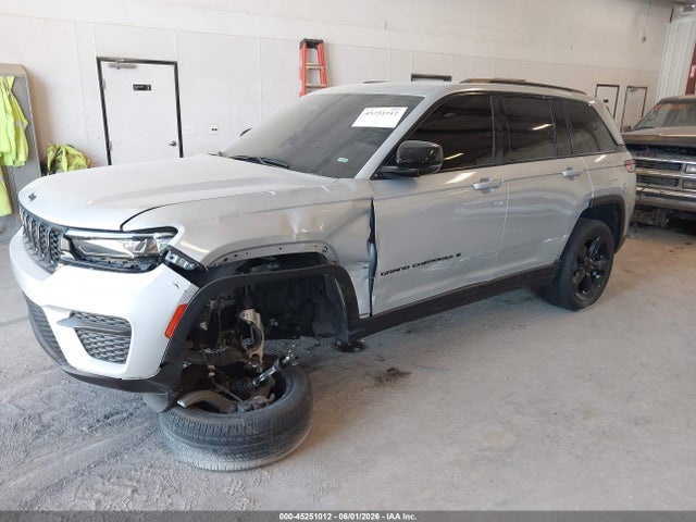 Продажа на аукционе авто 2023 Jeep Grand Cherokee Altitude 4x4, vin: 1C4RJHAG7PC582797, номер лота: 45251012