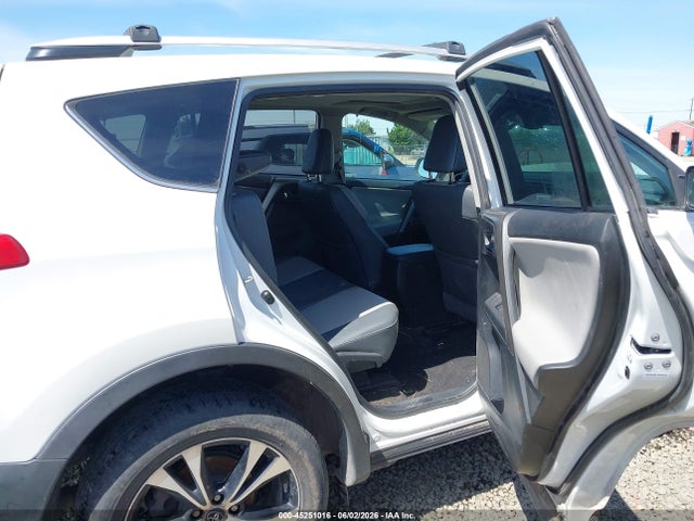 Toyota Rav4 Limited 2015 2T3DFREV8FW320311 Image 8