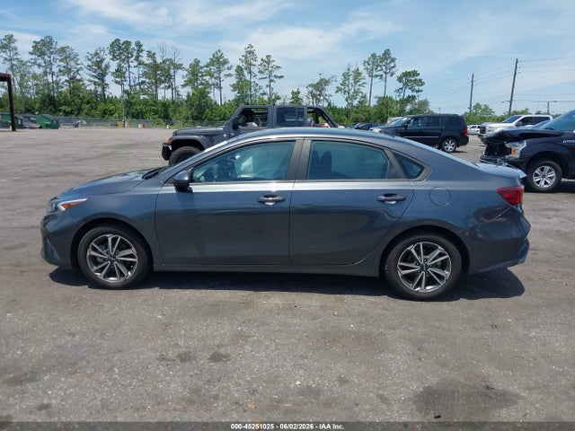 2022 Kia Forte Lxs მანქანა იყიდება აუქციონზე, vin: 3KPF24AD7NE429714, აუქციონის ნომერი: 45251025