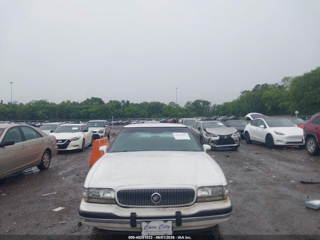 45251032 :رقم المزاد ، 1G4HR52L8SH571720 vin ، 1995 Buick Lesabre Limited مزاد بيع