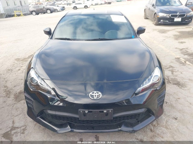 2017 Toyota 86 მანქანა იყიდება აუქციონზე, vin: JF1ZNAA16H8709427, აუქციონის ნომერი: 45251061