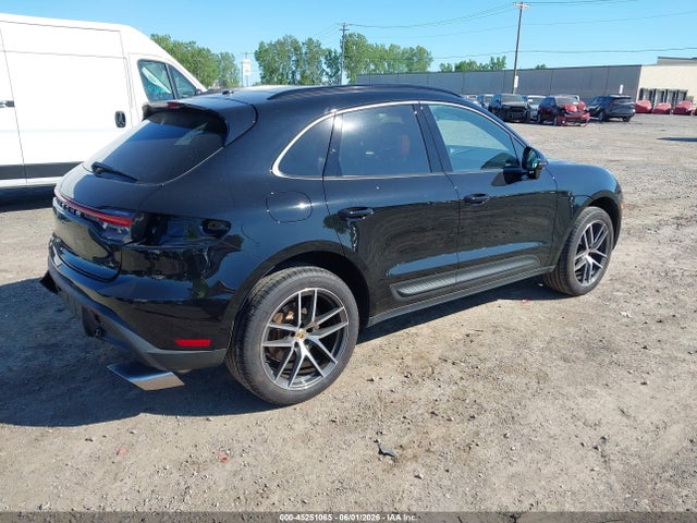 WP1AA2A55SLB06175 Porsche Macan T