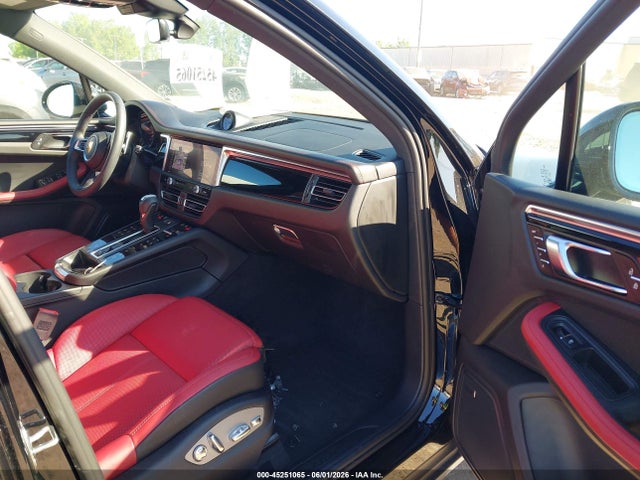 WP1AA2A55SLB06175 Porsche Macan T