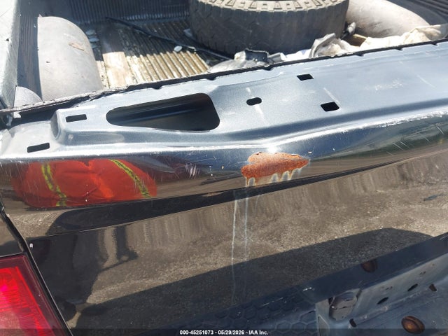 45251073 :رقم المزاد ، 3C6RR7KT7JG219457 vin ، 2018 Ram 1500 Express  4x4 5'7 Box مزاد بيع