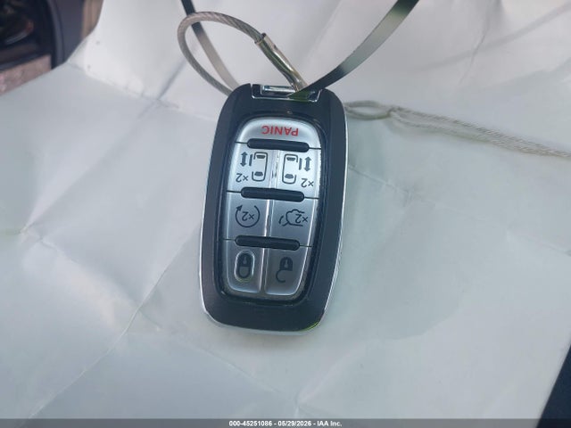 45251086 :رقم المزاد ، 2C4RC1BG4SR594986 vin ، 2025 Chrysler Pacifica Select مزاد بيع