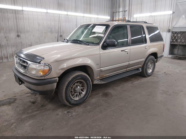 1998 Ford Explorer Eddie Bauer/limited/xlt მანქანა იყიდება აუქციონზე, vin: 1FMZU35P0WZA10630, აუქციონის ნომერი: 45251094