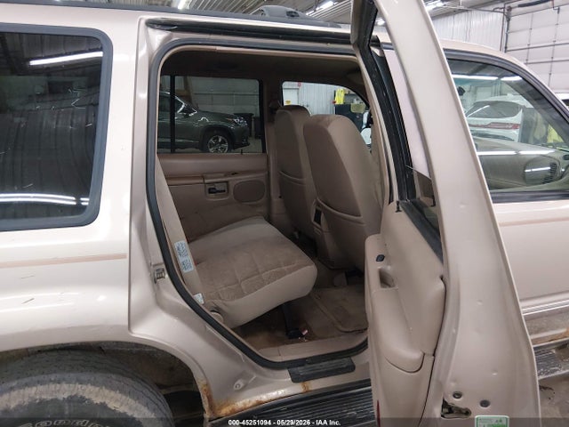 1998 Ford Explorer Eddie Bauer/limited/xlt მანქანა იყიდება აუქციონზე, vin: 1FMZU35P0WZA10630, აუქციონის ნომერი: 45251094