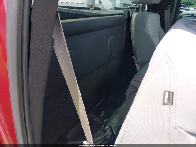 Продажа на аукционе авто 2015 Chevrolet Silverado 1500 Wt, vin: 1GCNCPEH9FZ324900, номер лота: 45251129
