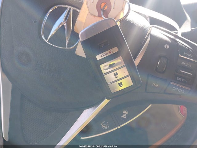 45251133 :رقم المزاد ، 19UUB1F33JA002664 vin ، 2018 Acura Tlx مزاد بيع