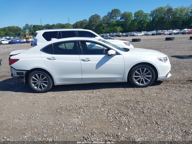 45251133 :رقم المزاد ، 19UUB1F33JA002664 vin ، 2018 Acura Tlx مزاد بيع