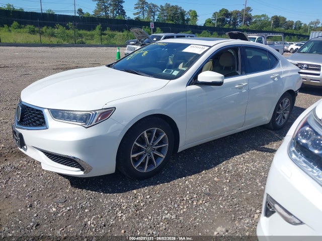 45251133 :رقم المزاد ، 19UUB1F33JA002664 vin ، 2018 Acura Tlx مزاد بيع
