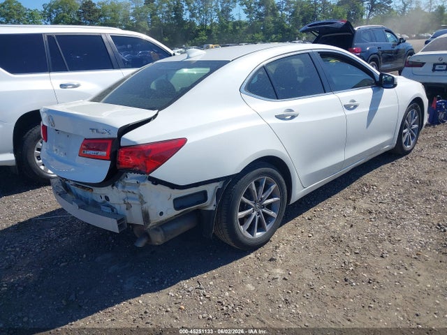 45251133 :رقم المزاد ، 19UUB1F33JA002664 vin ، 2018 Acura Tlx مزاد بيع