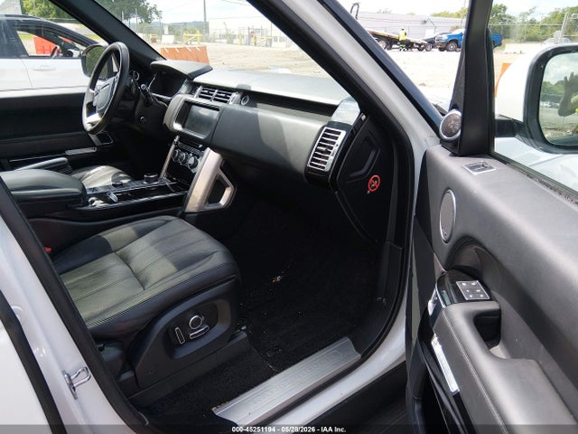2017 Land Rover Range Rover 3.0l V6 Supercharged Hse მანქანა იყიდება აუქციონზე, vin: SALGS2FV8HA379576, აუქციონის ნომერი: 45251194
