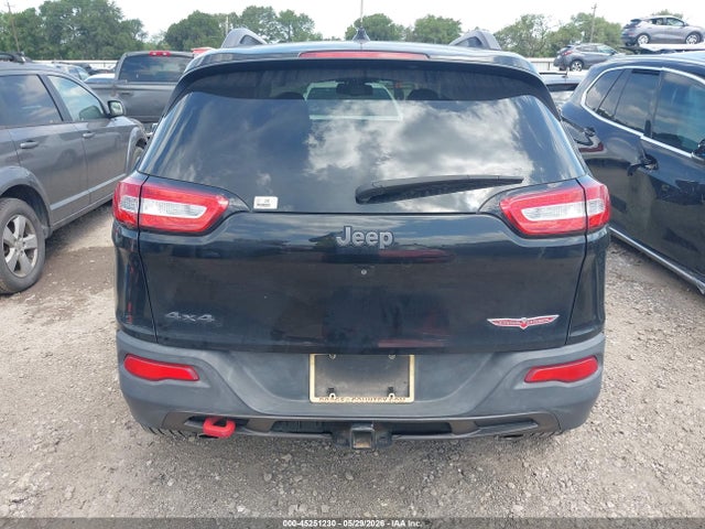 45251230 :رقم المزاد ، 1C4PJMBS9FW520527 vin ، 2015 Jeep Cherokee Trailhawk مزاد بيع