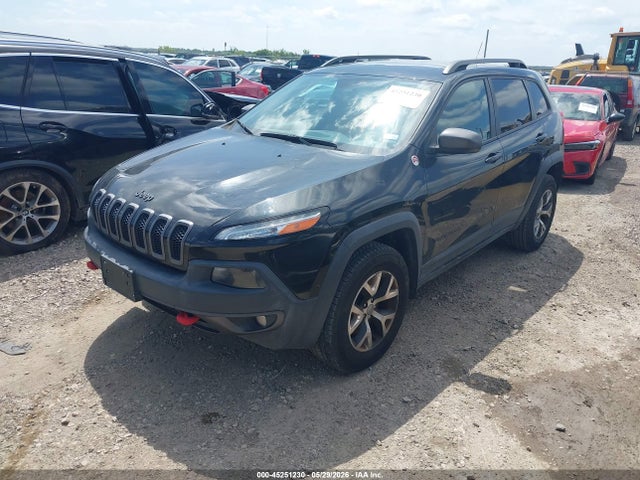 45251230 :رقم المزاد ، 1C4PJMBS9FW520527 vin ، 2015 Jeep Cherokee Trailhawk مزاد بيع