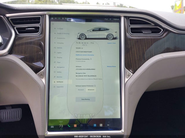 45251241 :رقم المزاد ، 5YJSA1CN5DFP20811 vin ، 2013 Tesla Model S مزاد بيع