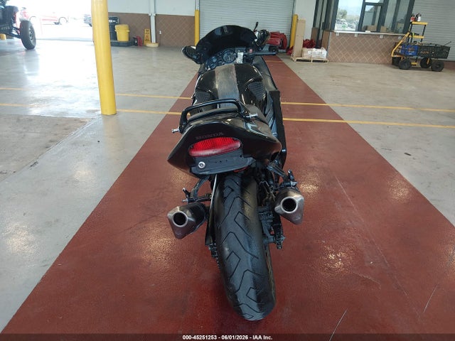 Продаж на аукціоні авто 1998 Honda Cbr1100 Xx, vin: JH2SC351XWM100120, номер лоту: 45251253