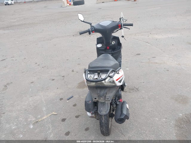 Dongfang Scooter 2025 LXDTCLNN2S1060028 Image 6
