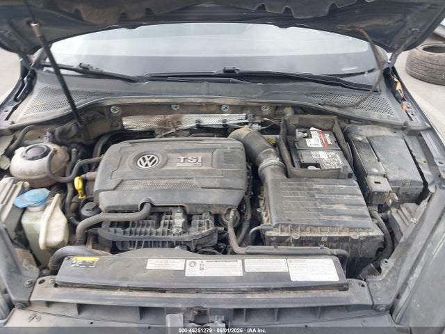 2018 Volkswagen Golf R 2.0t W/dcc   Navigation მანქანა იყიდება აუქციონზე, vin: WVWUF7AU5JW055827, აუქციონის ნომერი: 45251279