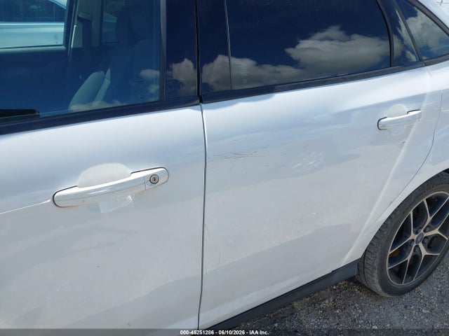 Продаж на аукціоні авто 2017 Ford Focus Sel, vin: 1FADP3H21HL237097, номер лоту: 45251286