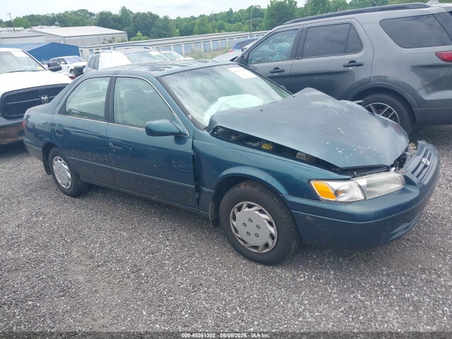 1998 Toyota Camry Le მანქანა იყიდება აუქციონზე, vin: 4T1BG22K2WU366473, აუქციონის ნომერი: 45251302