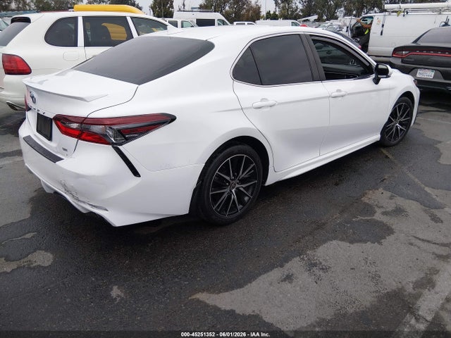 Toyota CAMRY SE 2024 4T1T11AK2RU875601 Image 4