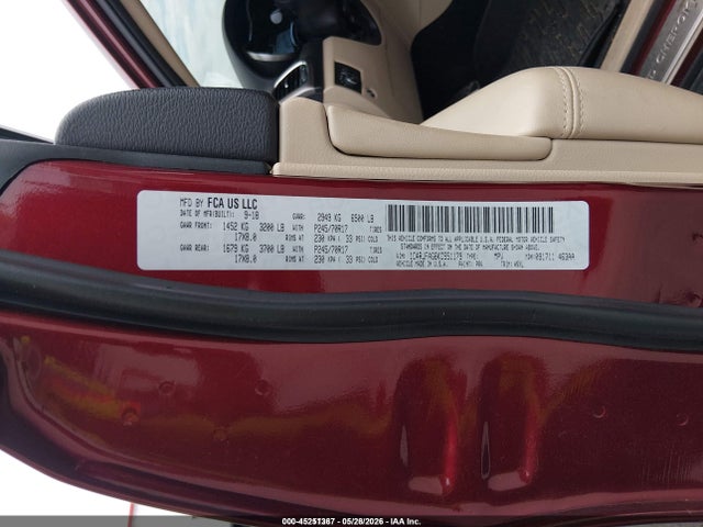 1C4RJFAG6KC551179 Jeep Grand Cherokee Laredo E 4x4